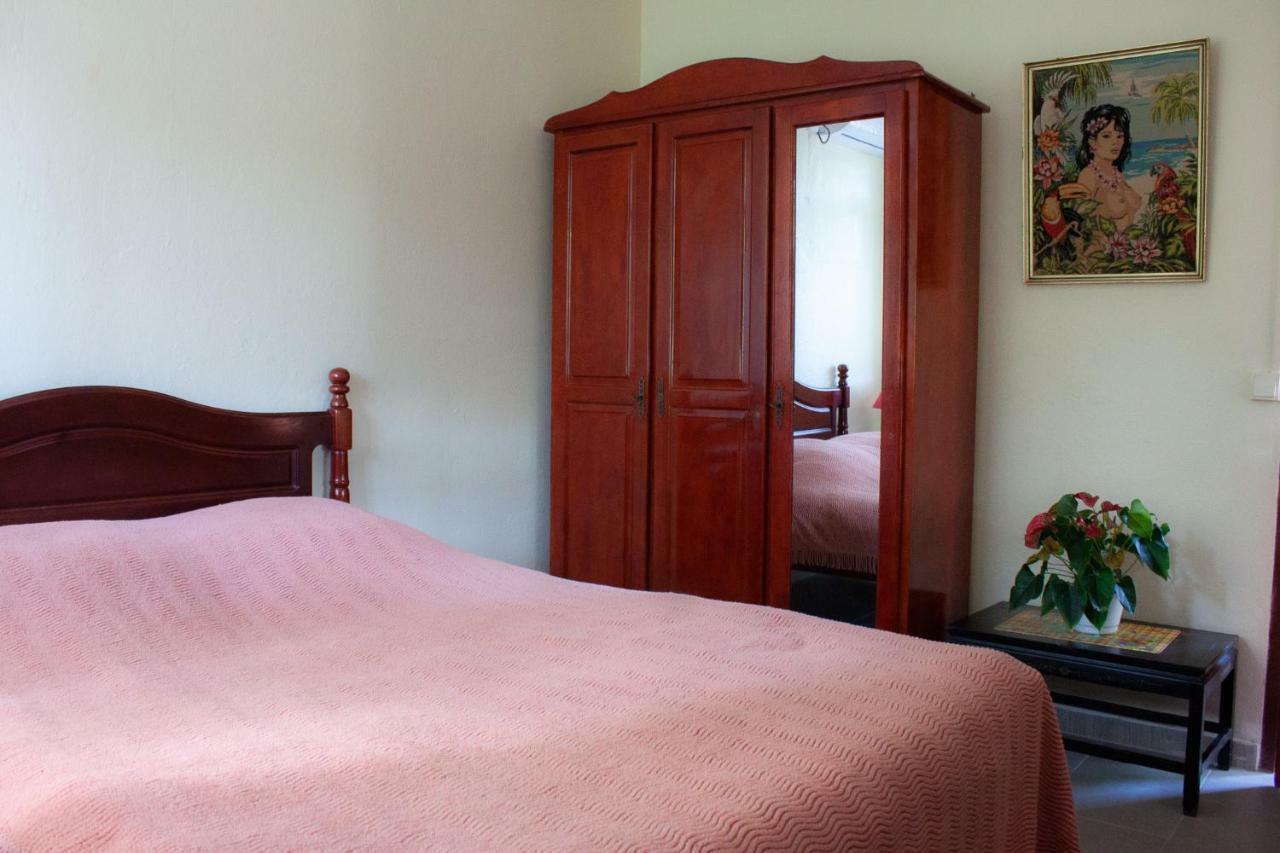 Le Cocon Hotel Le Moule Kültér fotó